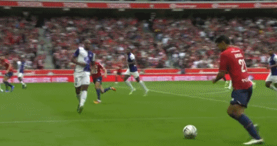 的临门一脚, 分钟便打入, 现年