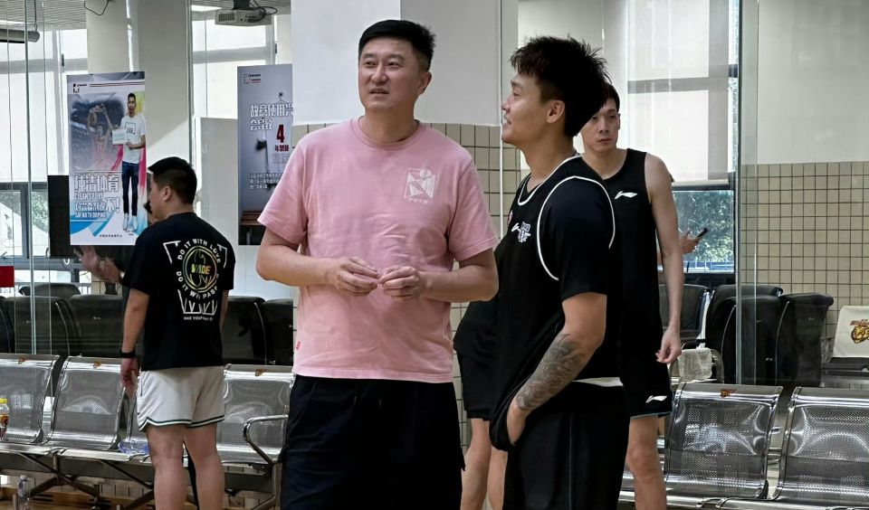 训练之中, 会男篮的热, 况来看 训练之中, 会男篮的热, 况来看