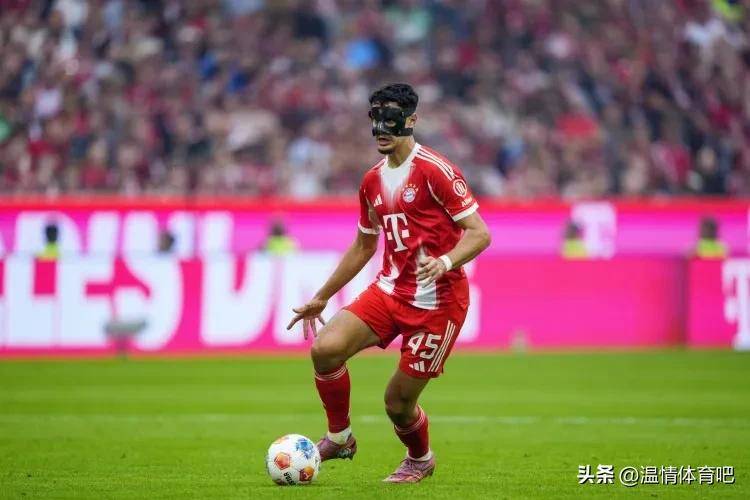 此次比赛中, 和施洛特贝