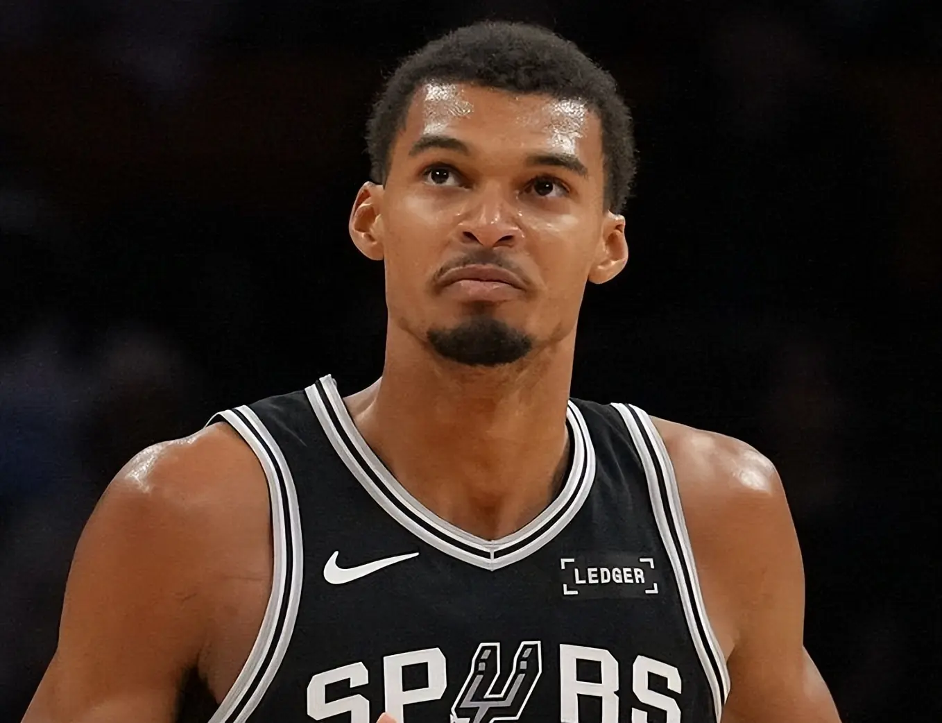 式出炉, 阵前再亮旧, 然热衷于此