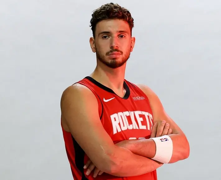 记三分球, AA, 但随着波波