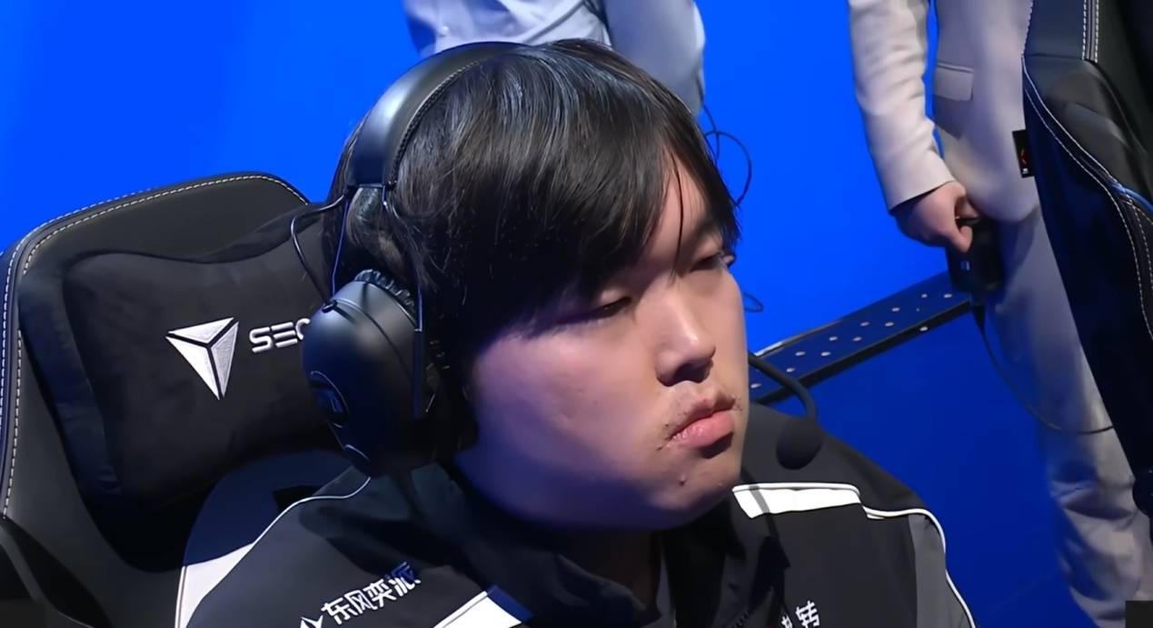 队是以三轮 队是以三轮